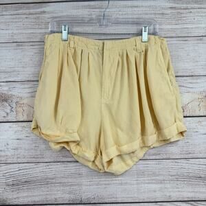 Anthropologie Linen Blend Pleated Cuffed Hem Shorts Women's Size Medium Yellow